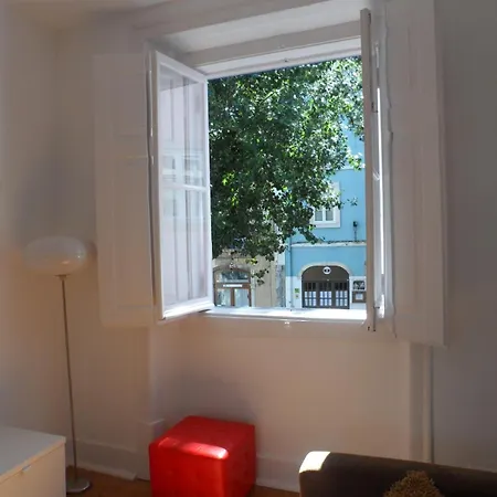 Apartment Sunny And Cosy At Baixa Downtown