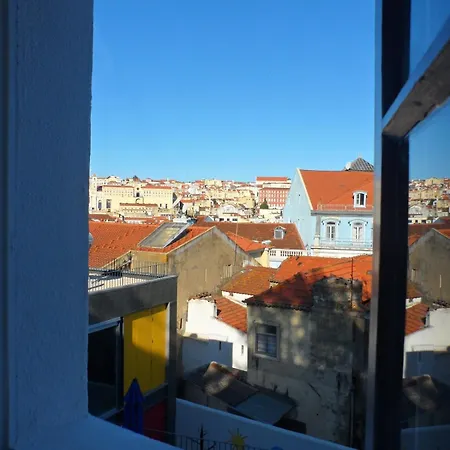 Sunny And Cosy At Baixa Downtown